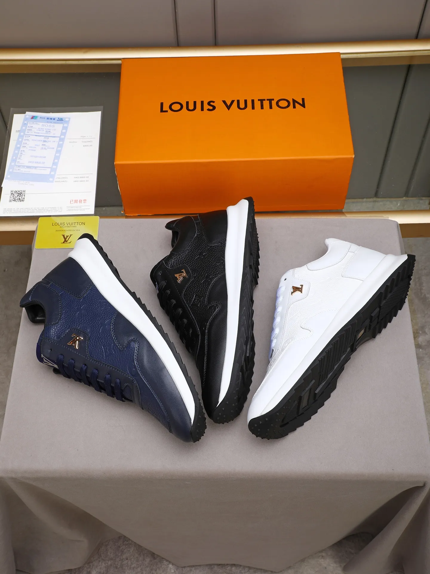 Men's shoes 💰460 [LV] Imported calfskin embossed, breathable first-layer sheep lining ✊✊Fashionable, crisp, stylish, more eye-catching and more classy. It will subvert the old idea and be a must-have for fashionistas who want to spend time with you! Must keep it for yourself! High and comfortable but low, high-end quality workmanship. 38-44 (45 customized)